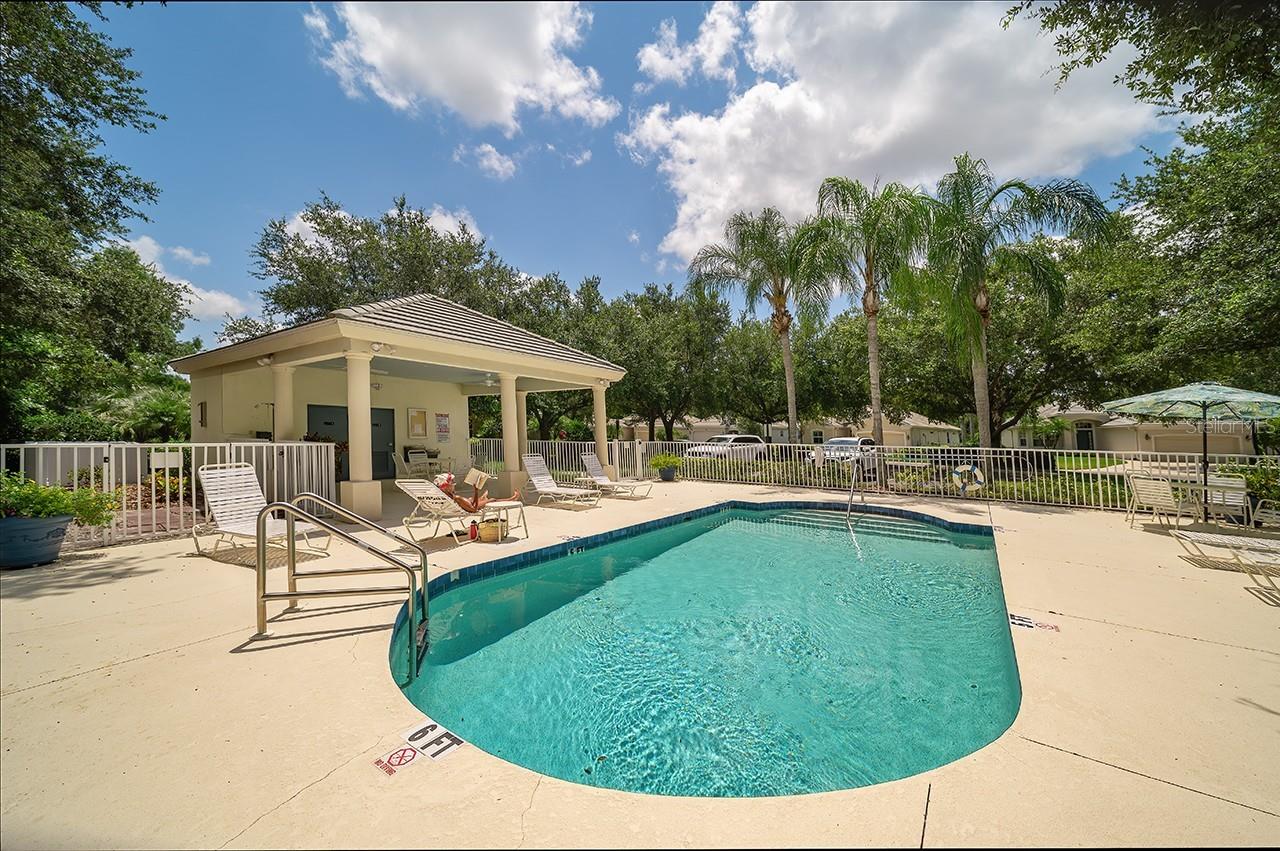 3211 WOODLAND FERN DR — photo 52