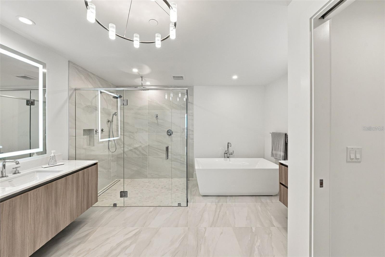 5713 BOWEN DANIEL DR #1504 — photo 19