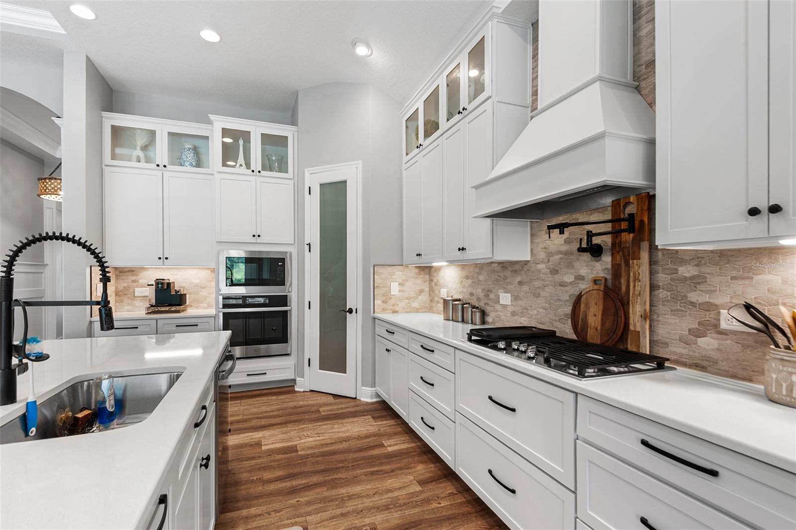 3994 WOODLAND RETREAT BLVD — photo 8