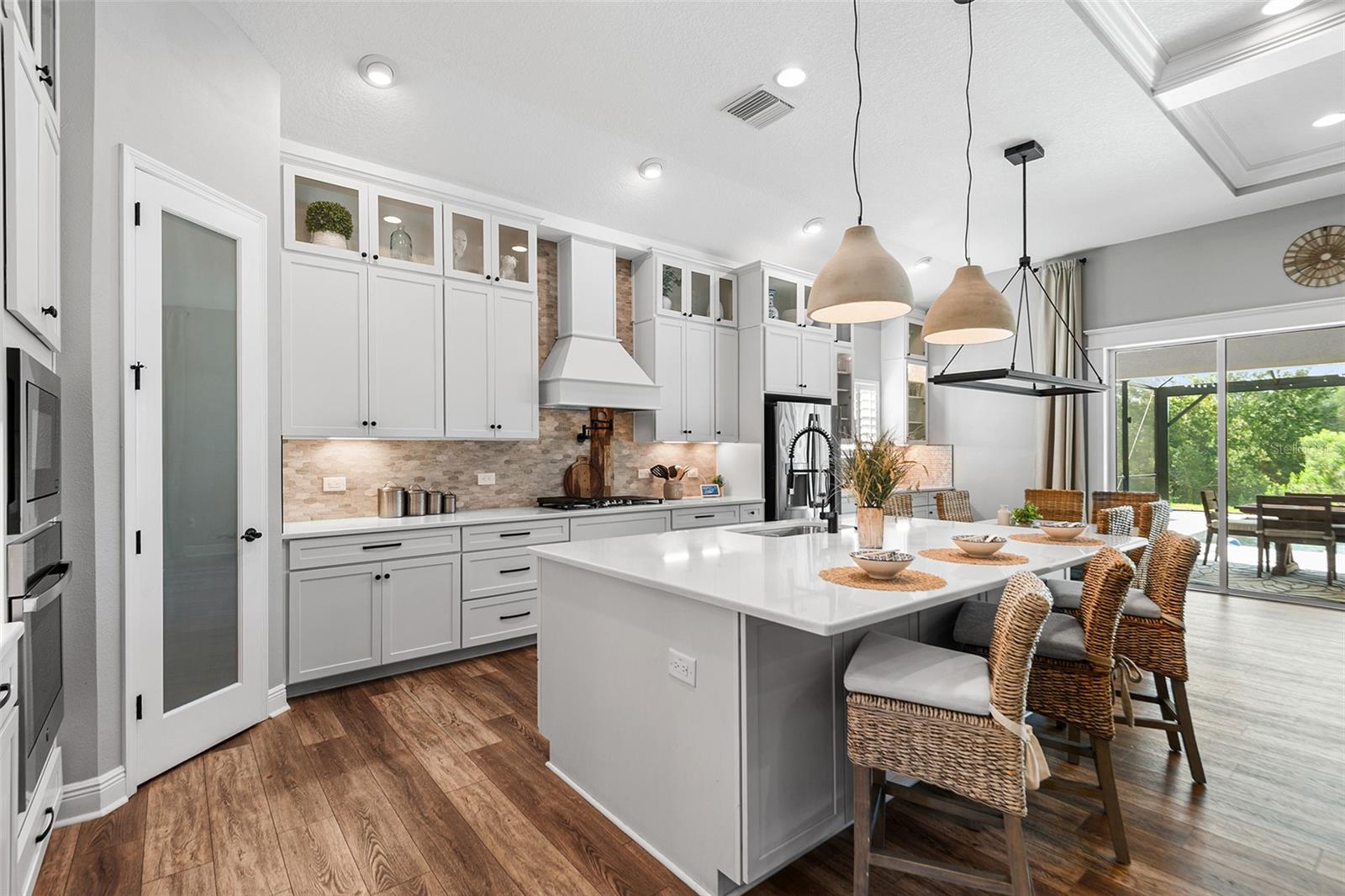 3994 WOODLAND RETREAT BLVD — photo 4
