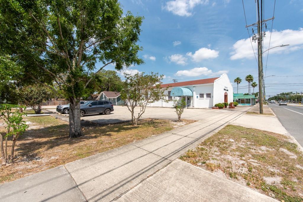4608 N NEBRASKA AVE — photo 49