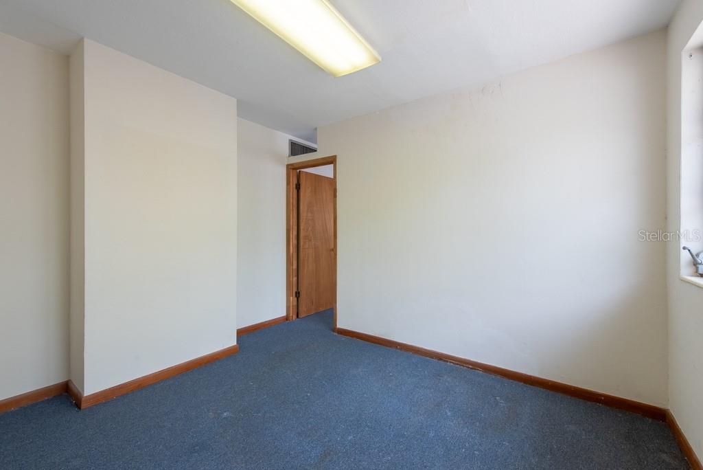 4608 N NEBRASKA AVE — photo 68
