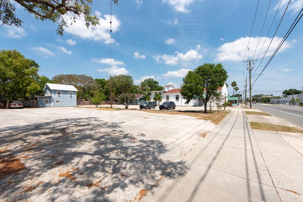 4608 N NEBRASKA AVE — photo 47