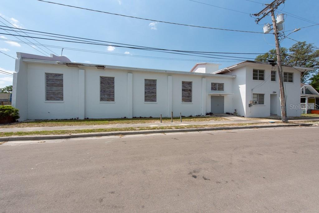 4608 N NEBRASKA AVE — photo 25