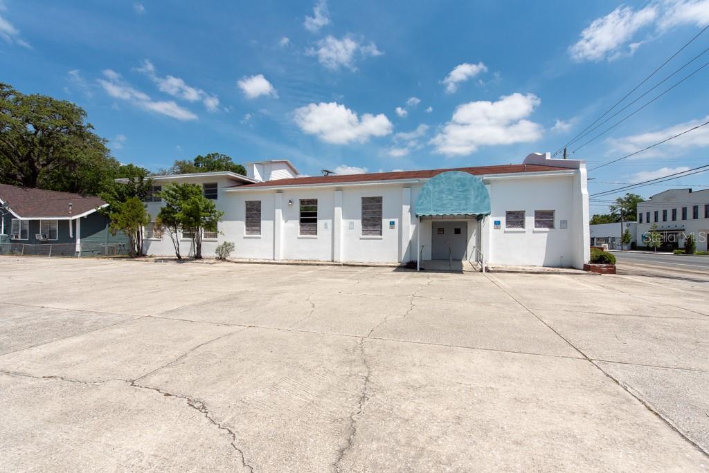 4608 N NEBRASKA AVE — photo 41