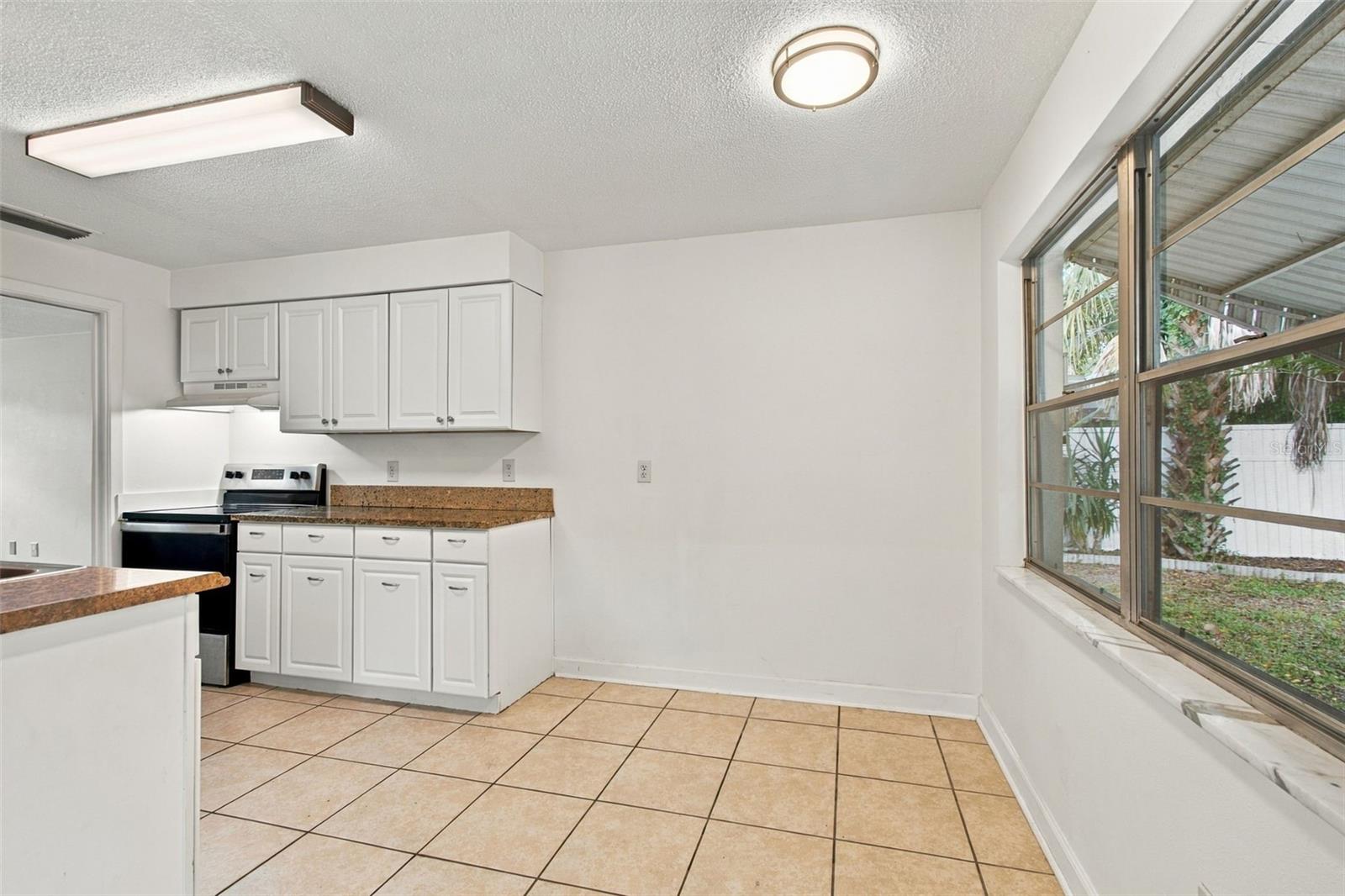 1145 CHARLES ST — photo 13