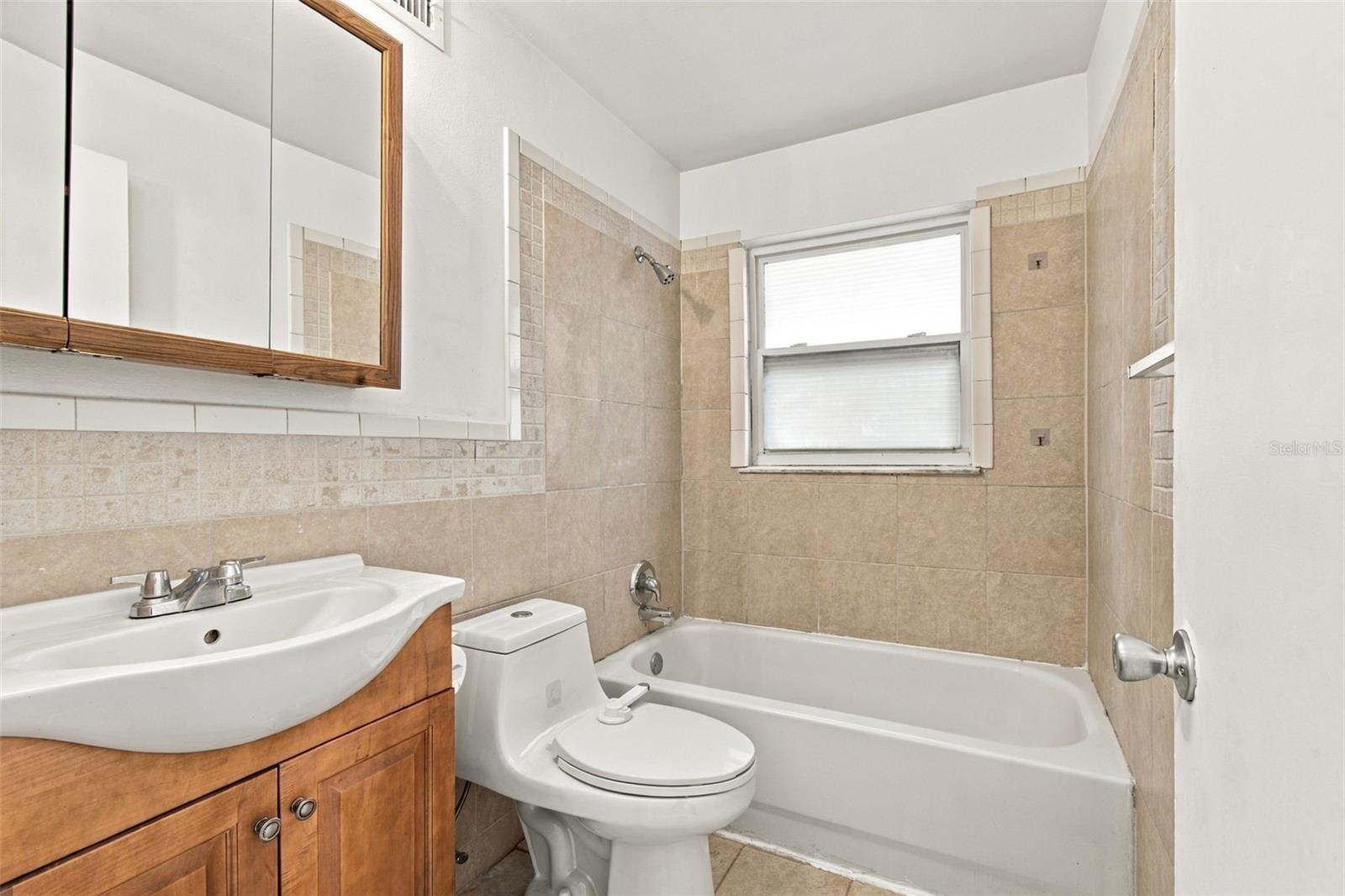 1145 CHARLES ST — photo 21