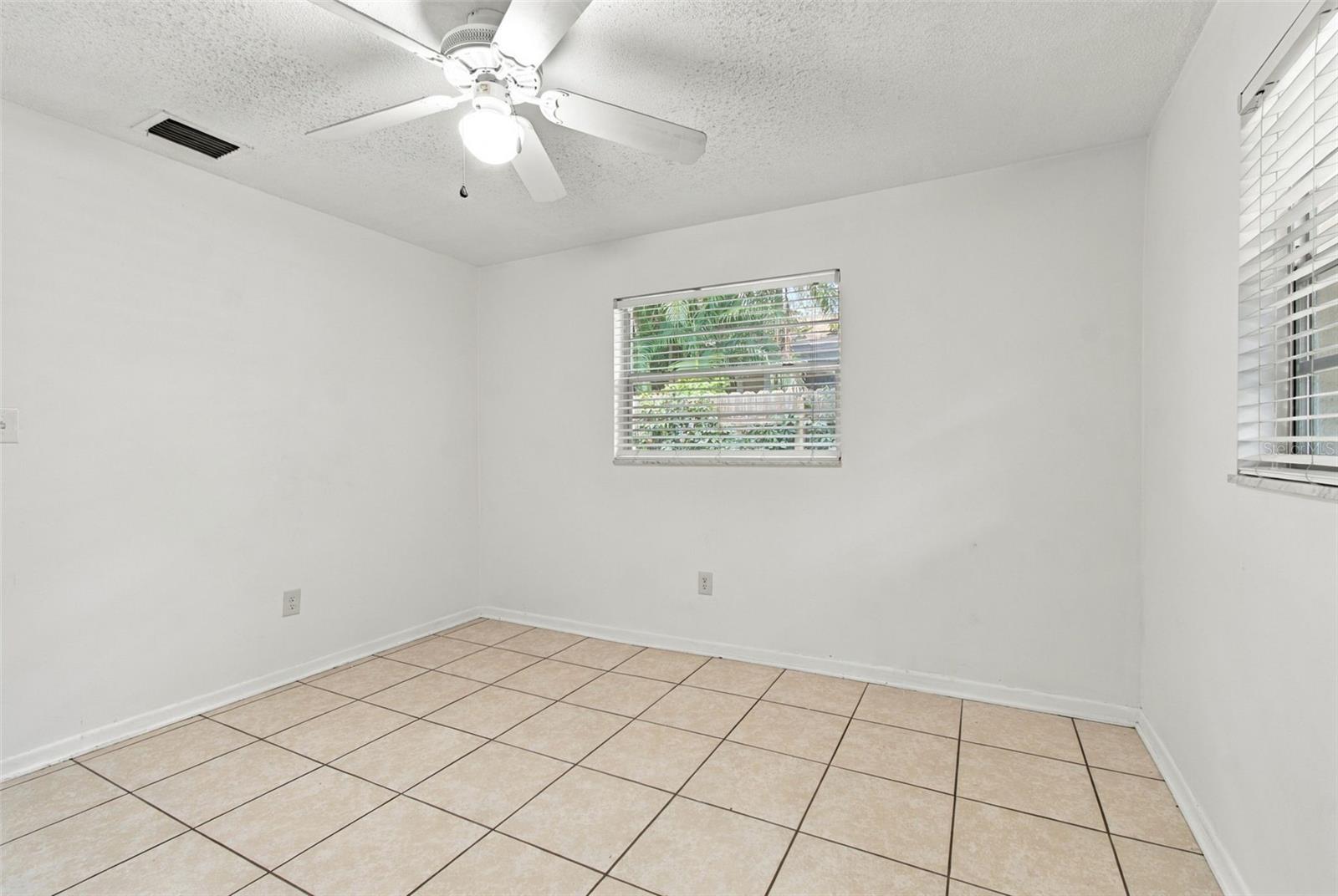 1145 CHARLES ST — photo 23