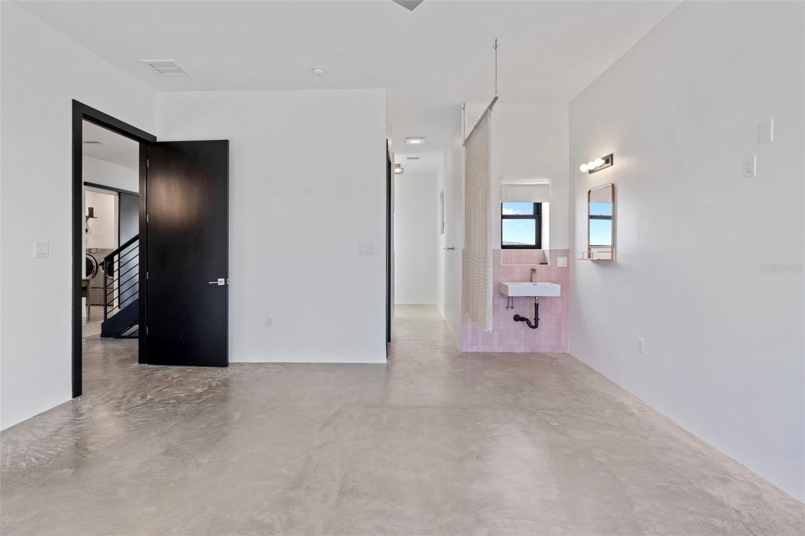 521 BAYWOOD DR S — photo 47