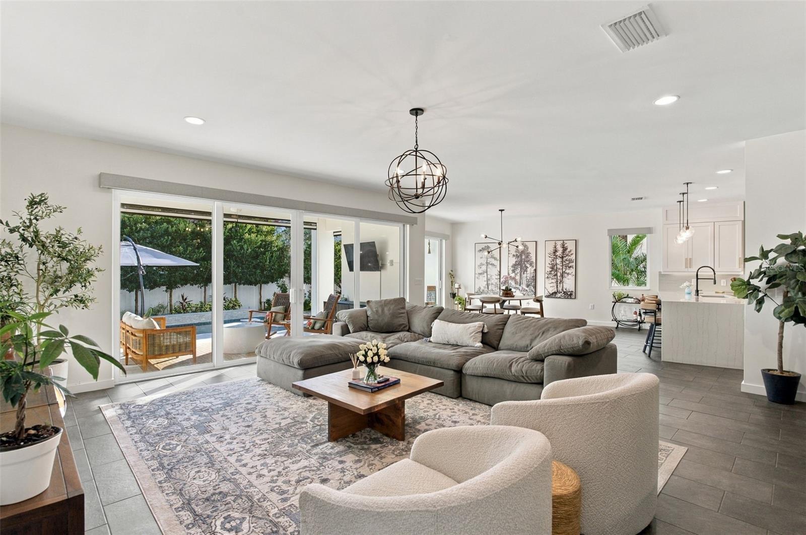 4418 W KENSINGTON AVE — photo 4