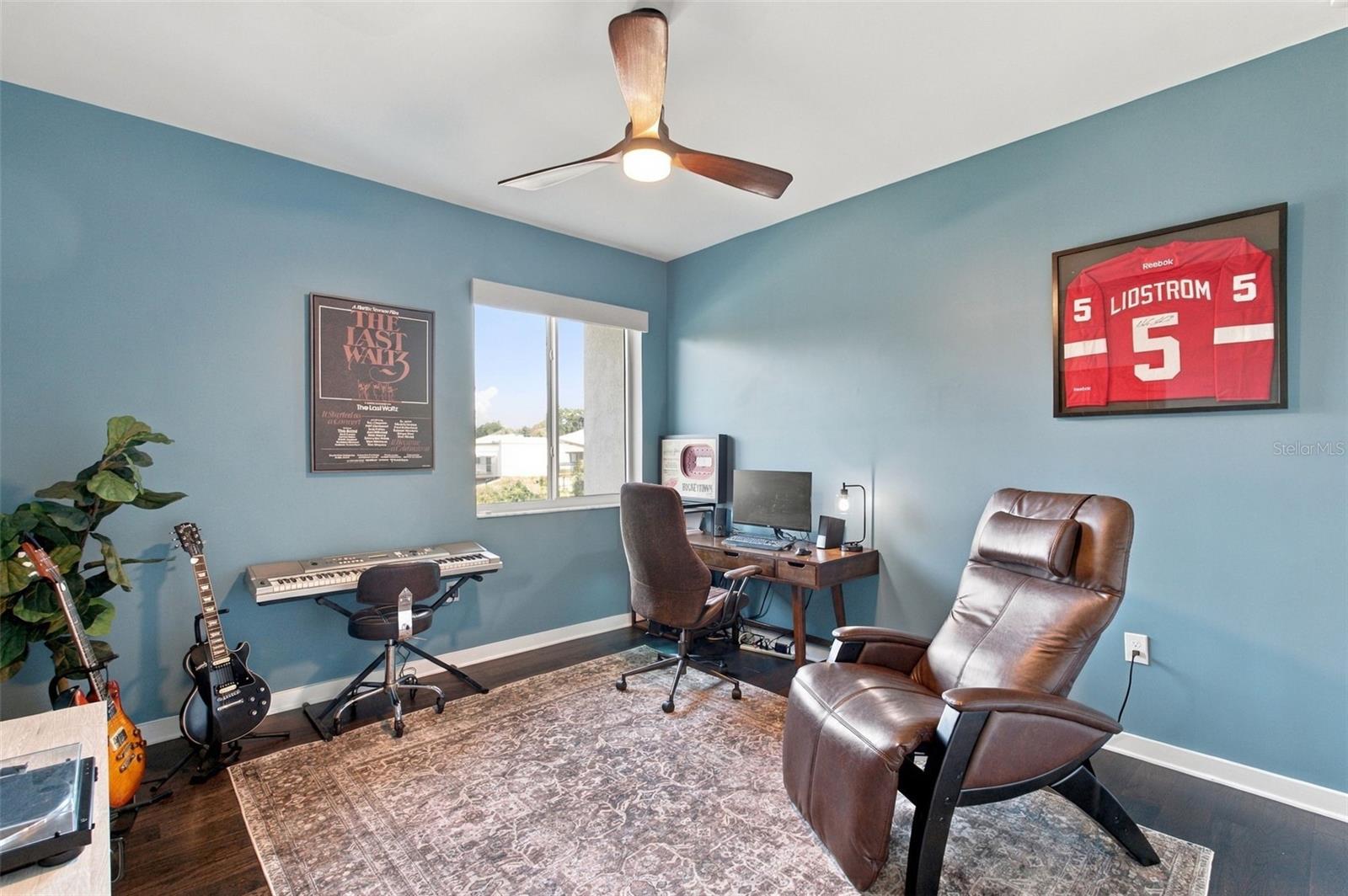 4418 W KENSINGTON AVE — photo 59