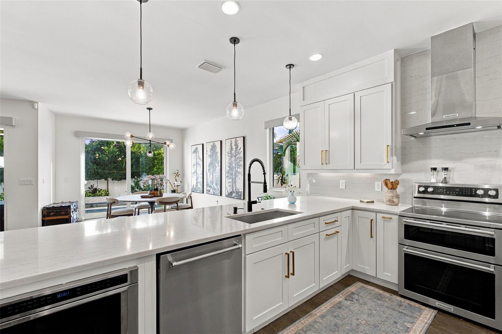 4418 W KENSINGTON AVE — photo 5