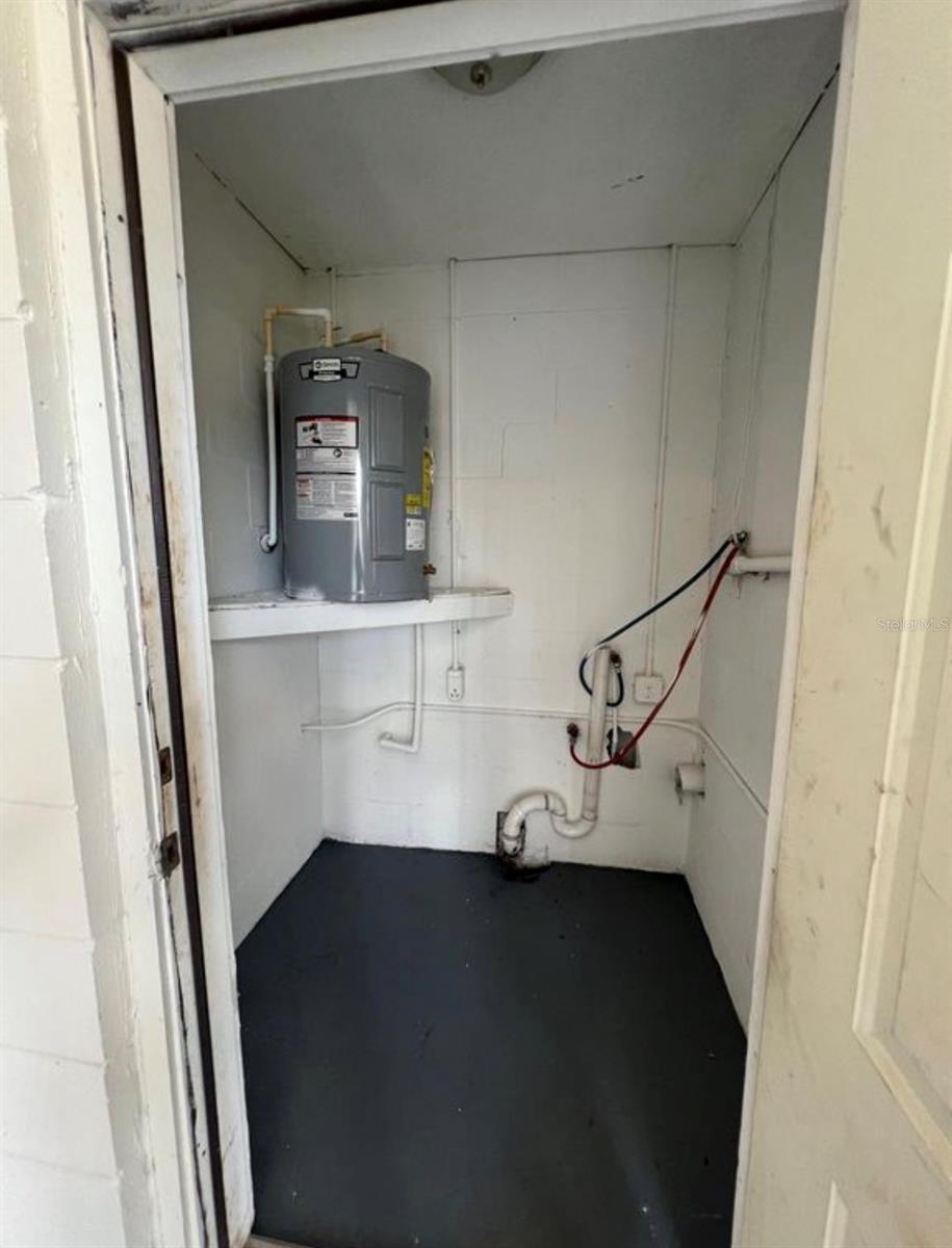 2104 W PALMETTO ST — photo 12