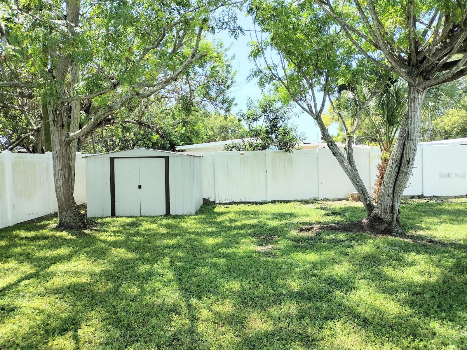 10609 AGATE CT — photo 26
