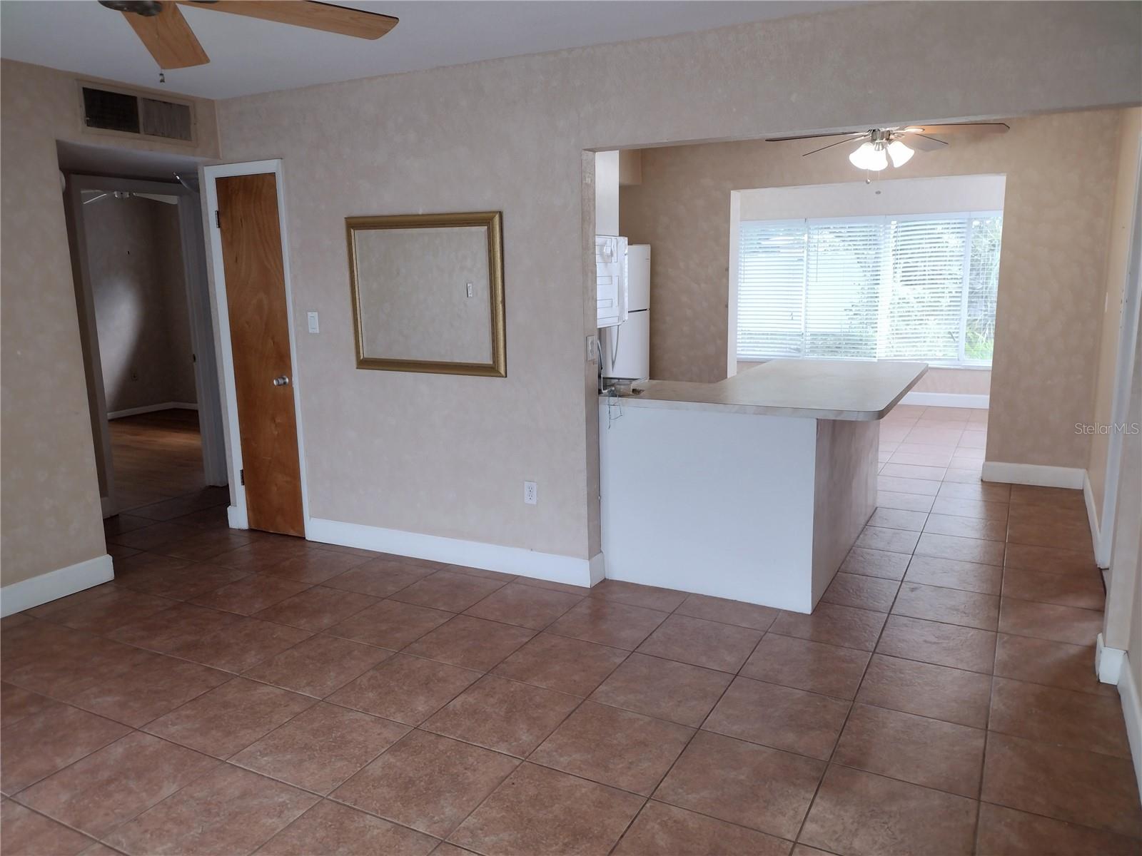 10609 AGATE CT — photo 6