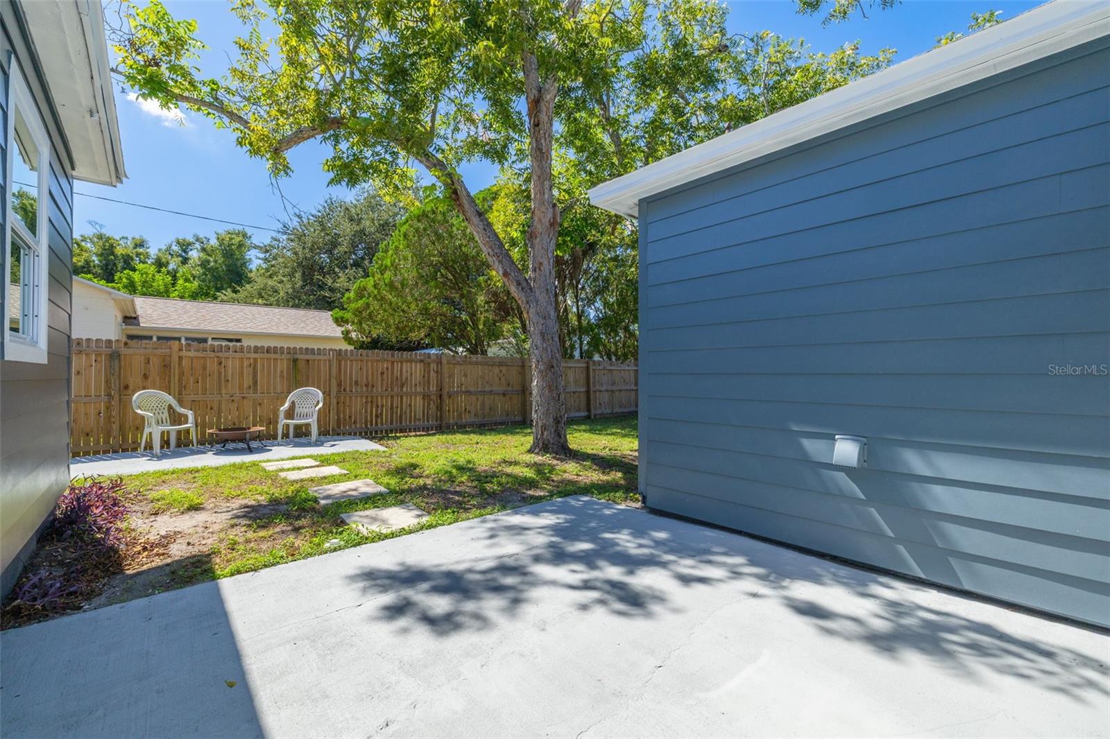 3138 YALE ST N — photo 25