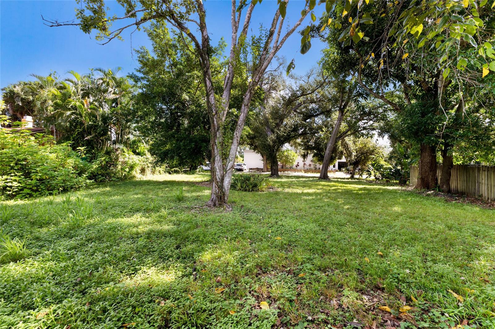 2423 HICKORY AVE — photo 4
