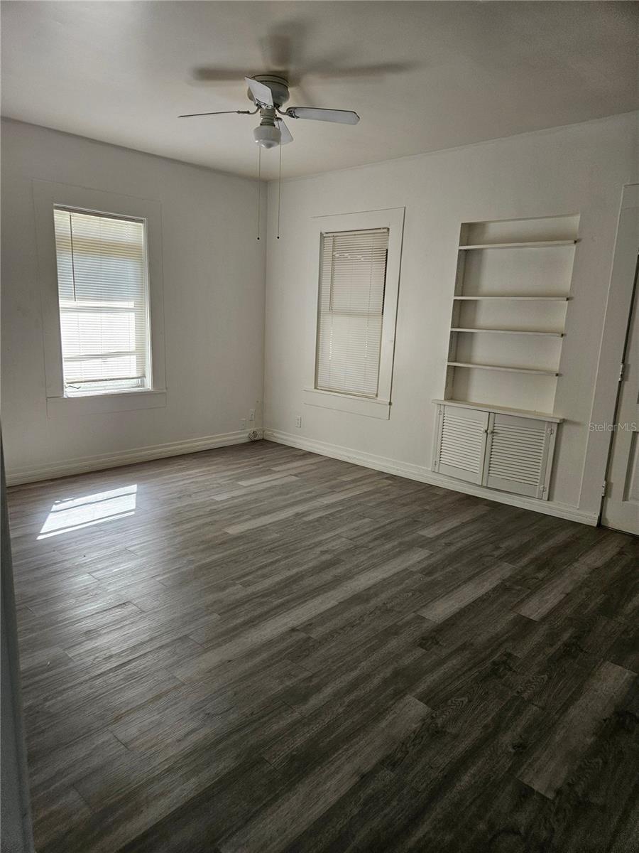 3709 N 12TH ST — photo 8