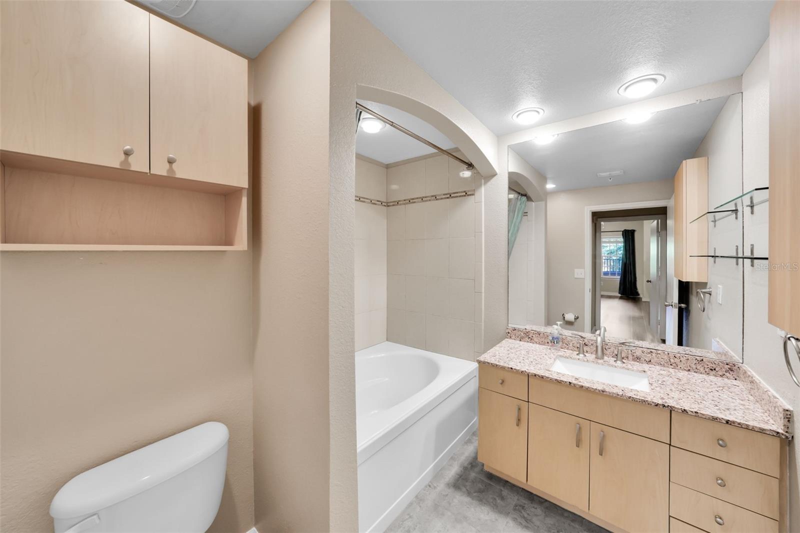 100 4TH AVE S #124 — photo 16