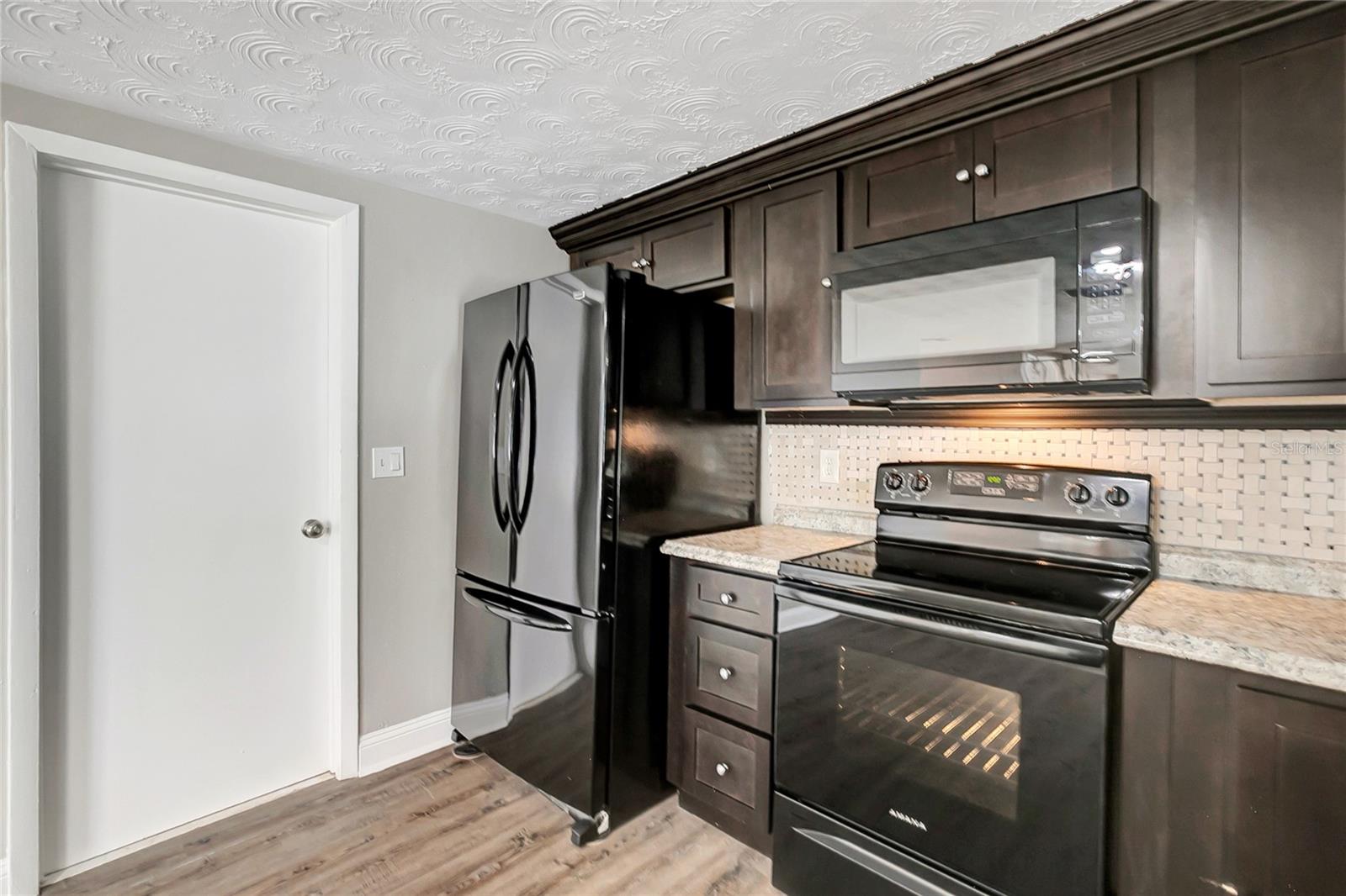 3518 CHAUNCY RD — photo 18