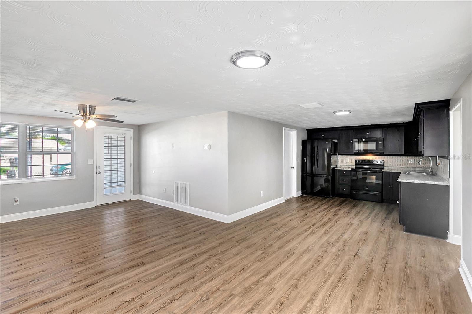 3518 CHAUNCY RD — photo 12