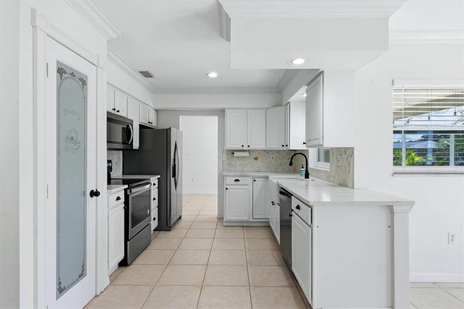 828 PONDEROSA PINE LN — photo 13