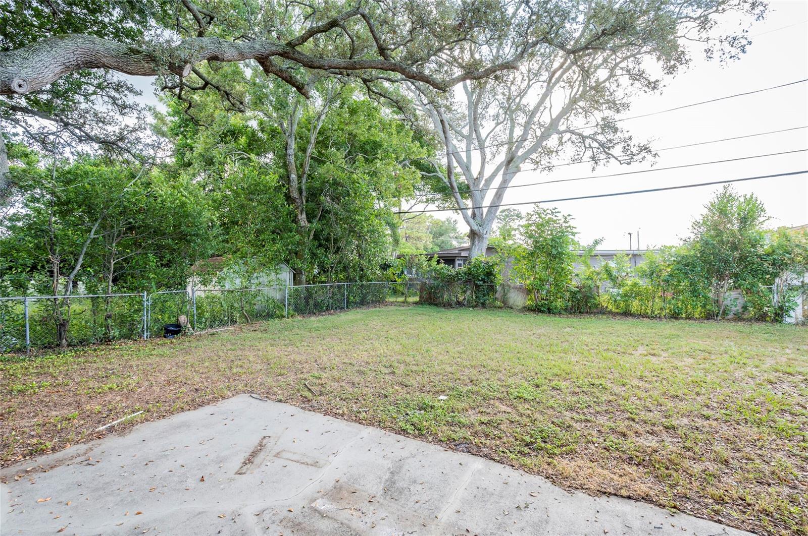 1749 SUNSET POINT RD — photo 27