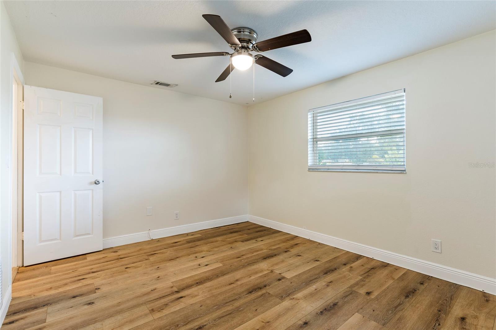 1749 SUNSET POINT RD — photo 25