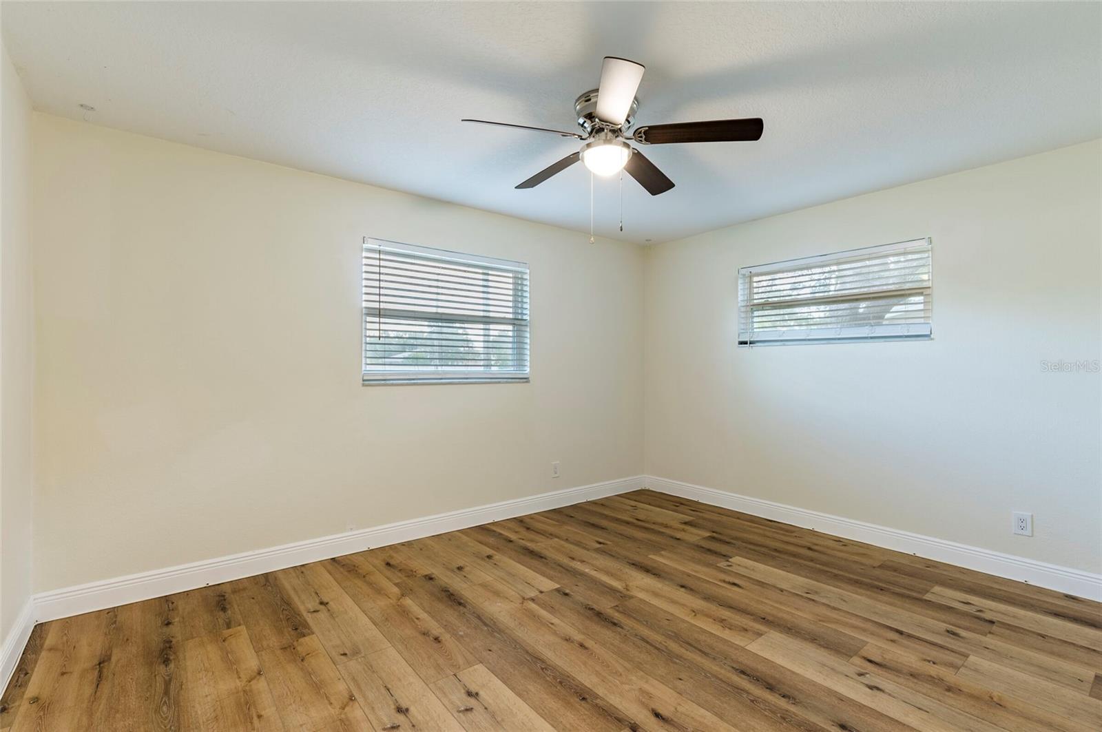 1749 SUNSET POINT RD — photo 24