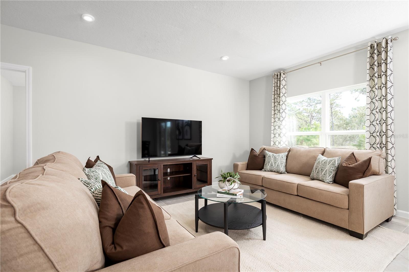 4540 TUSCOLA BLVD — photo 3