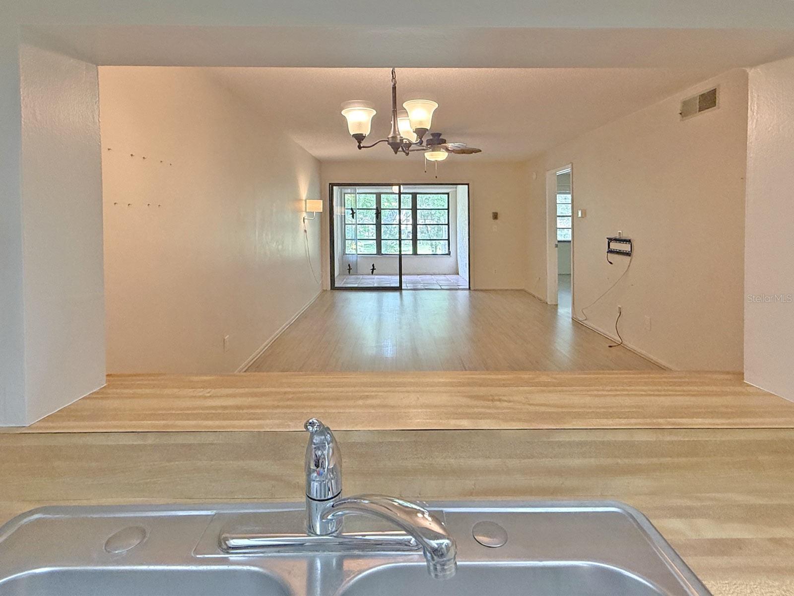 3034 EASTLAND BLVD #D202 — photo 8