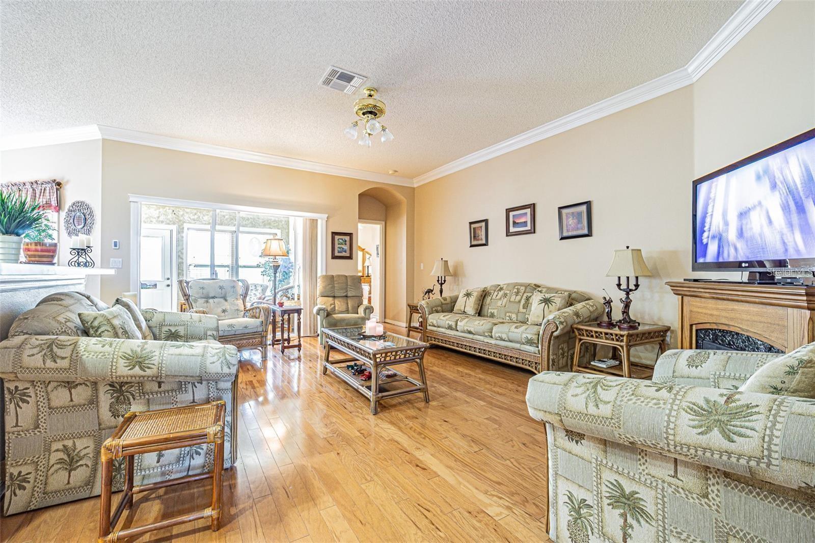 2514 SANDY HILL CT — photo 8