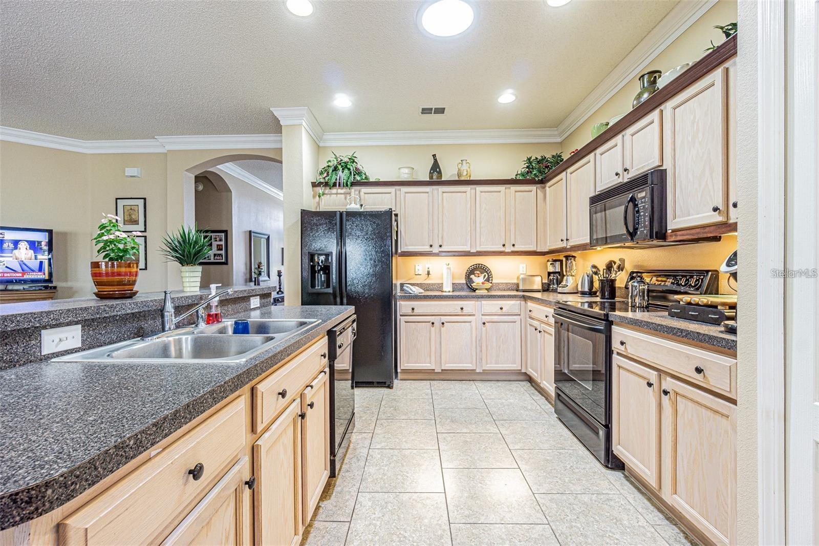 2514 SANDY HILL CT — photo 7