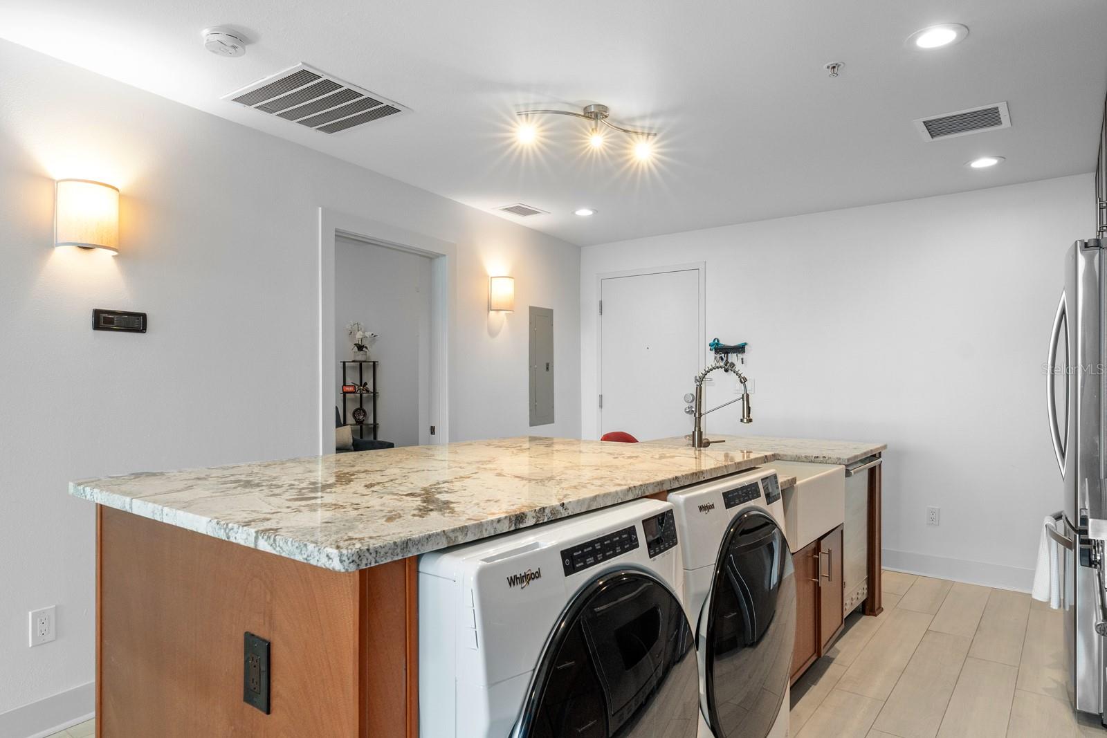 1208 E KENNEDY BLVD #723 — photo 12