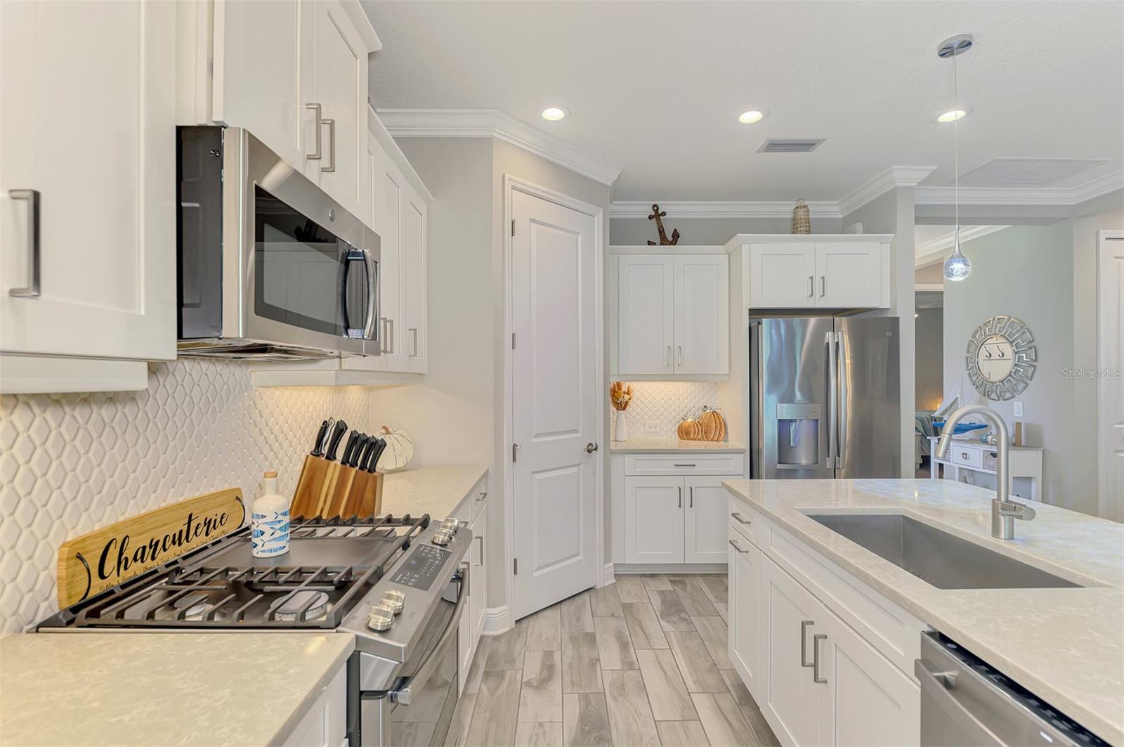 12404 PALATKA DR — photo 30