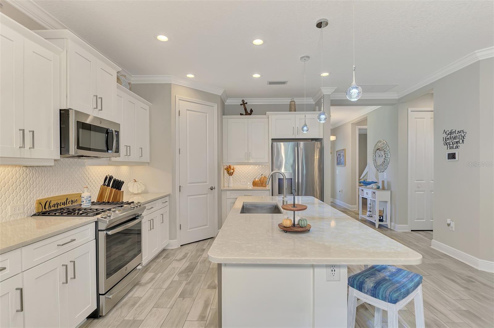12404 PALATKA DR — photo 24