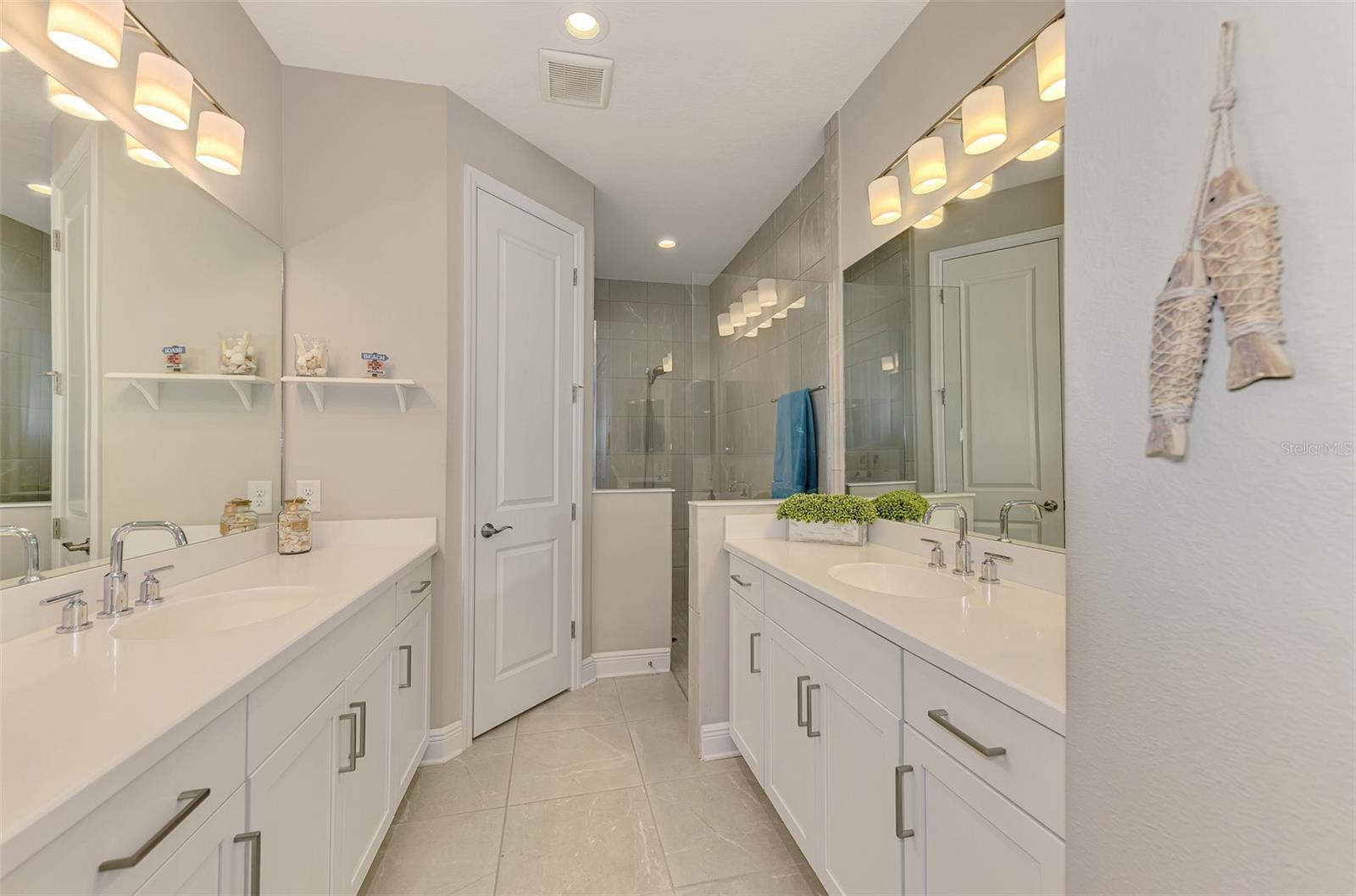 12404 PALATKA DR — photo 45