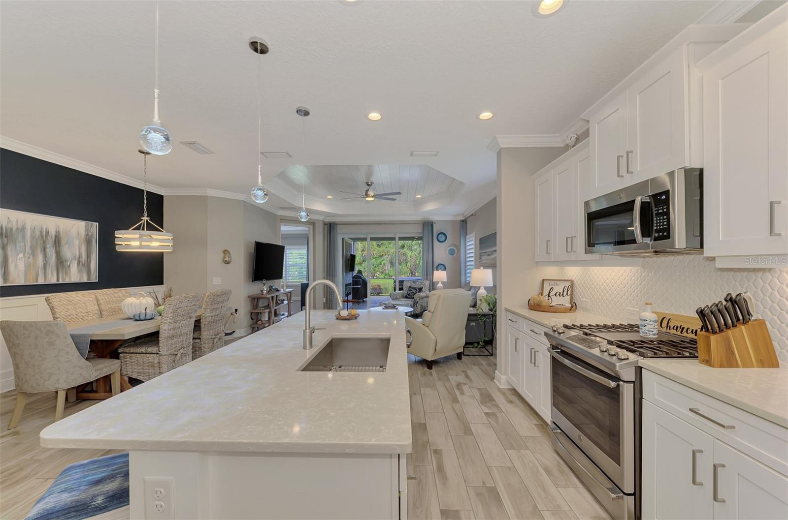 12404 PALATKA DR — photo 28