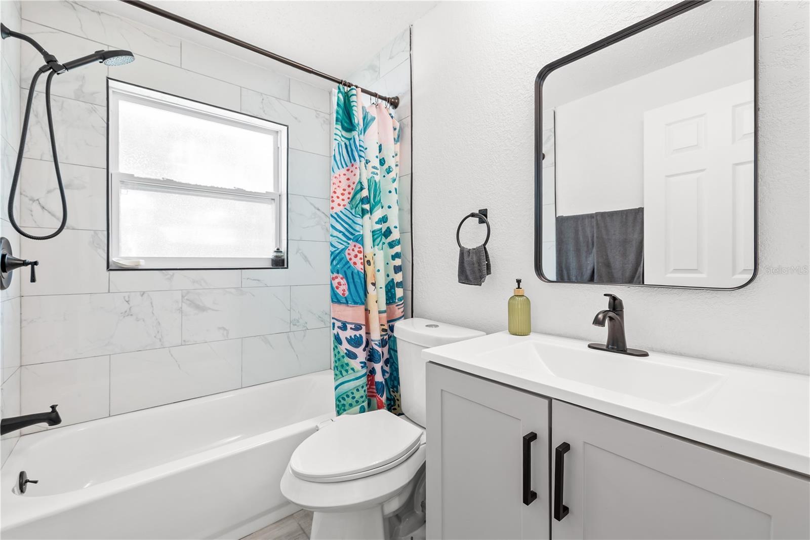 1486 CAROLYN LN — photo 19