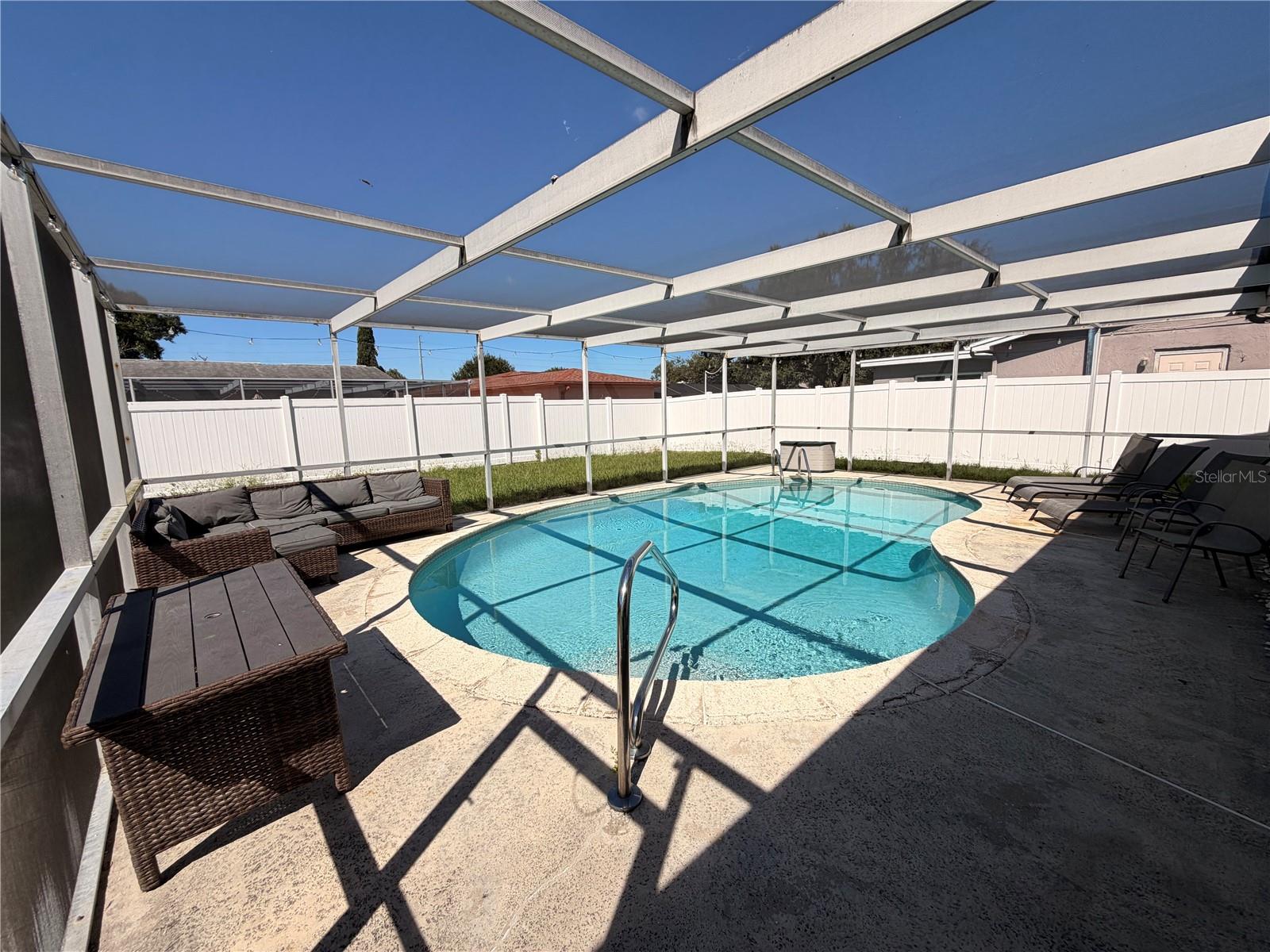 9331 BARRINGTON LN — photo 4