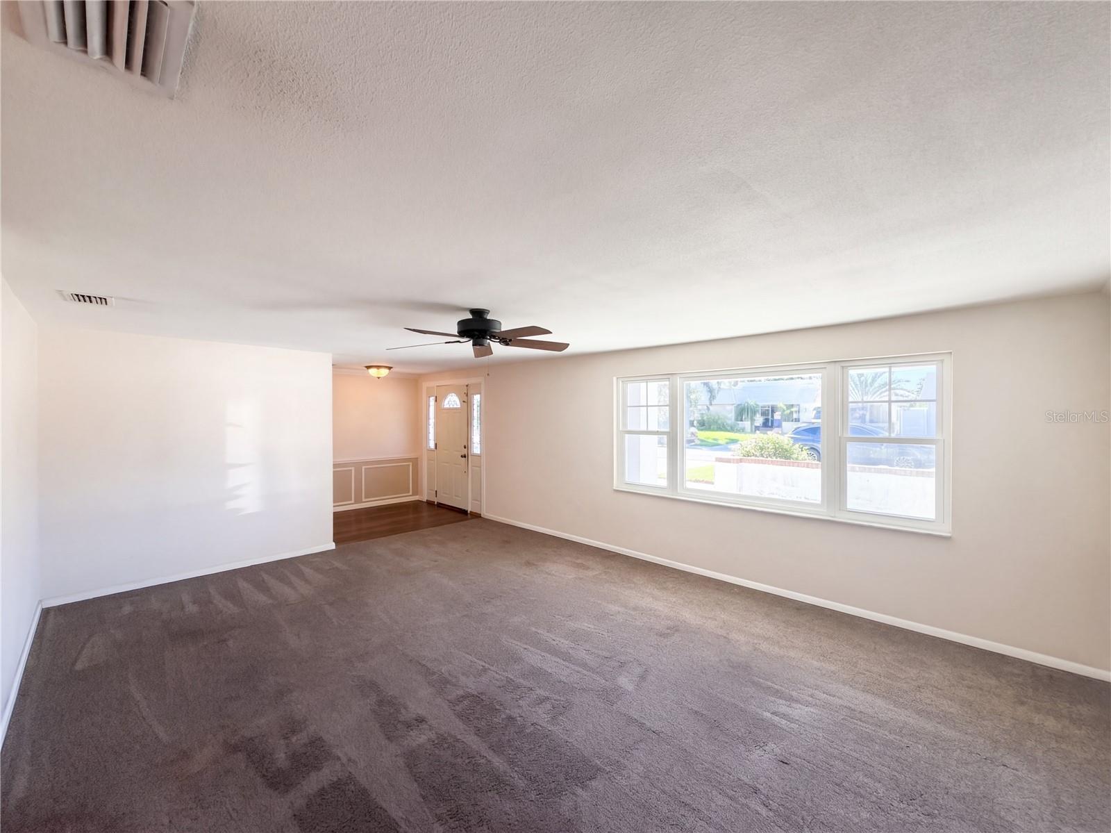 4111 WOODSVILLE DR — photo 5