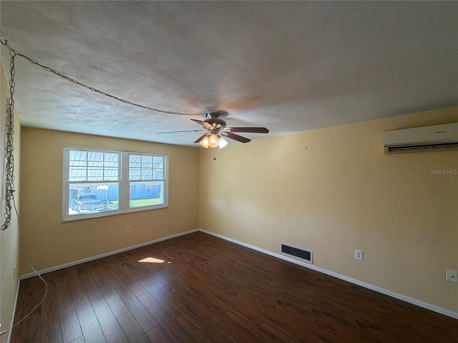 4111 WOODSVILLE DR — photo 16