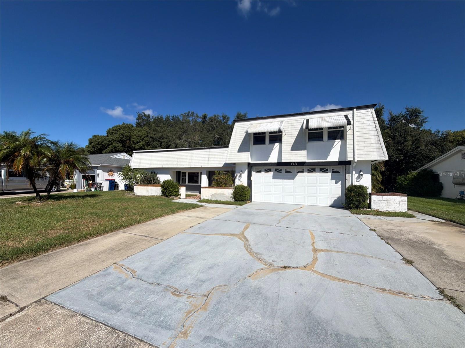 4111 WOODSVILLE DR — photo 2