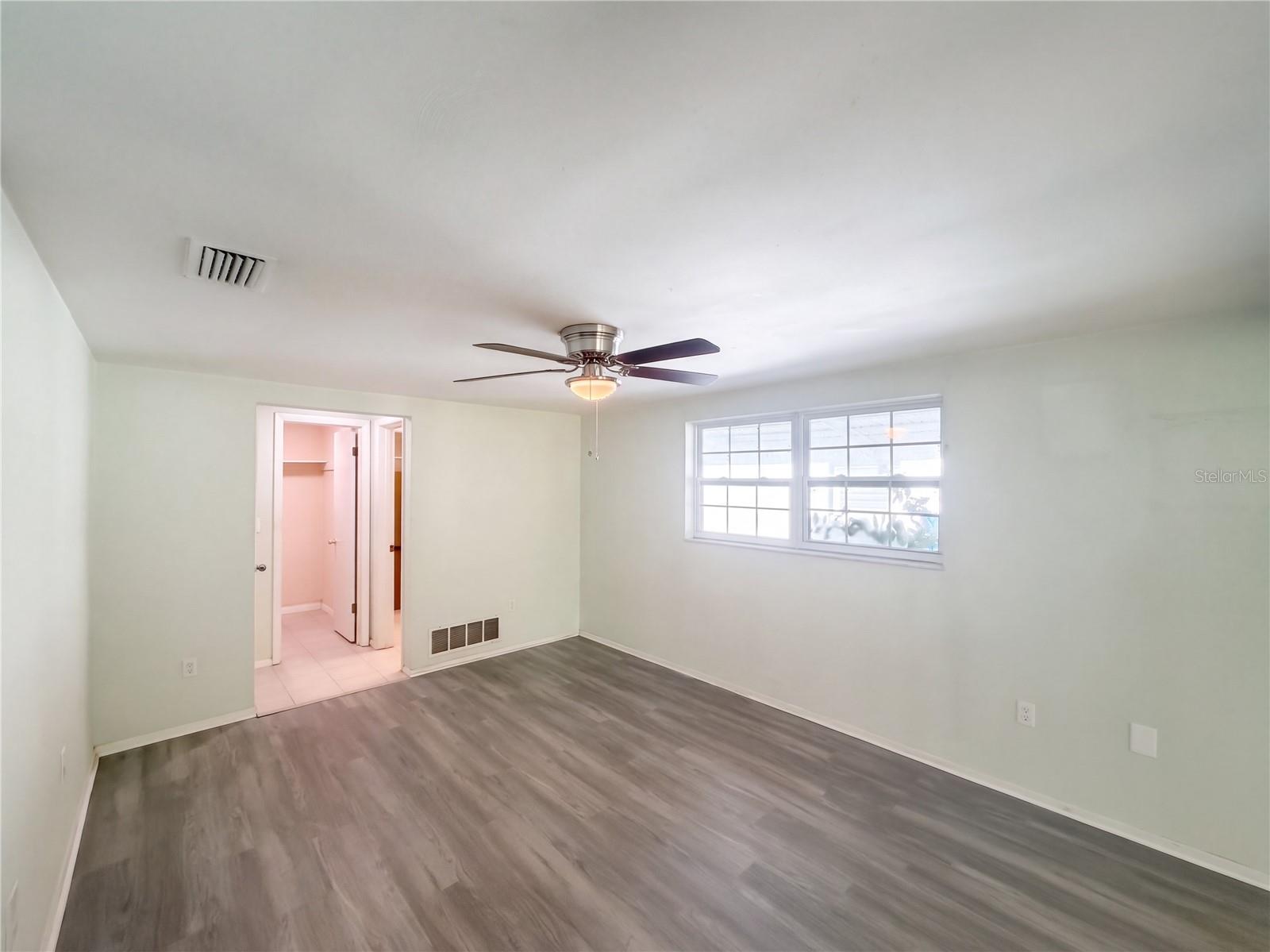 4111 WOODSVILLE DR — photo 11
