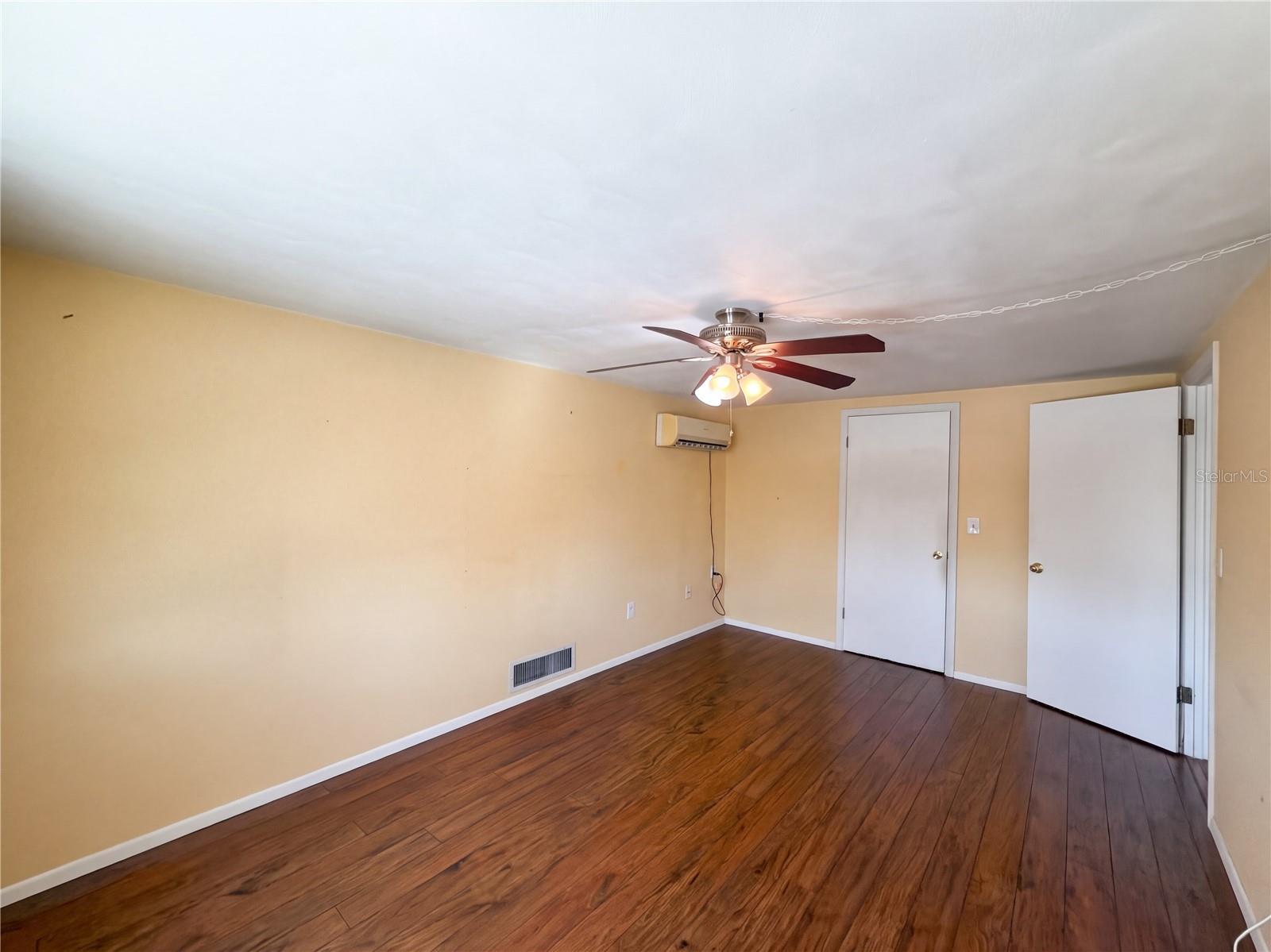 4111 WOODSVILLE DR — photo 17