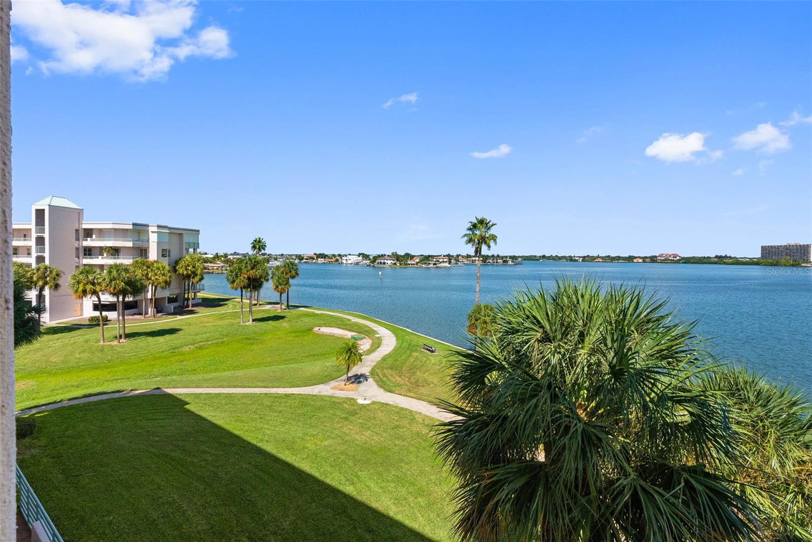 8021 SAILBOAT KEY BLVD S #304 — photo 51