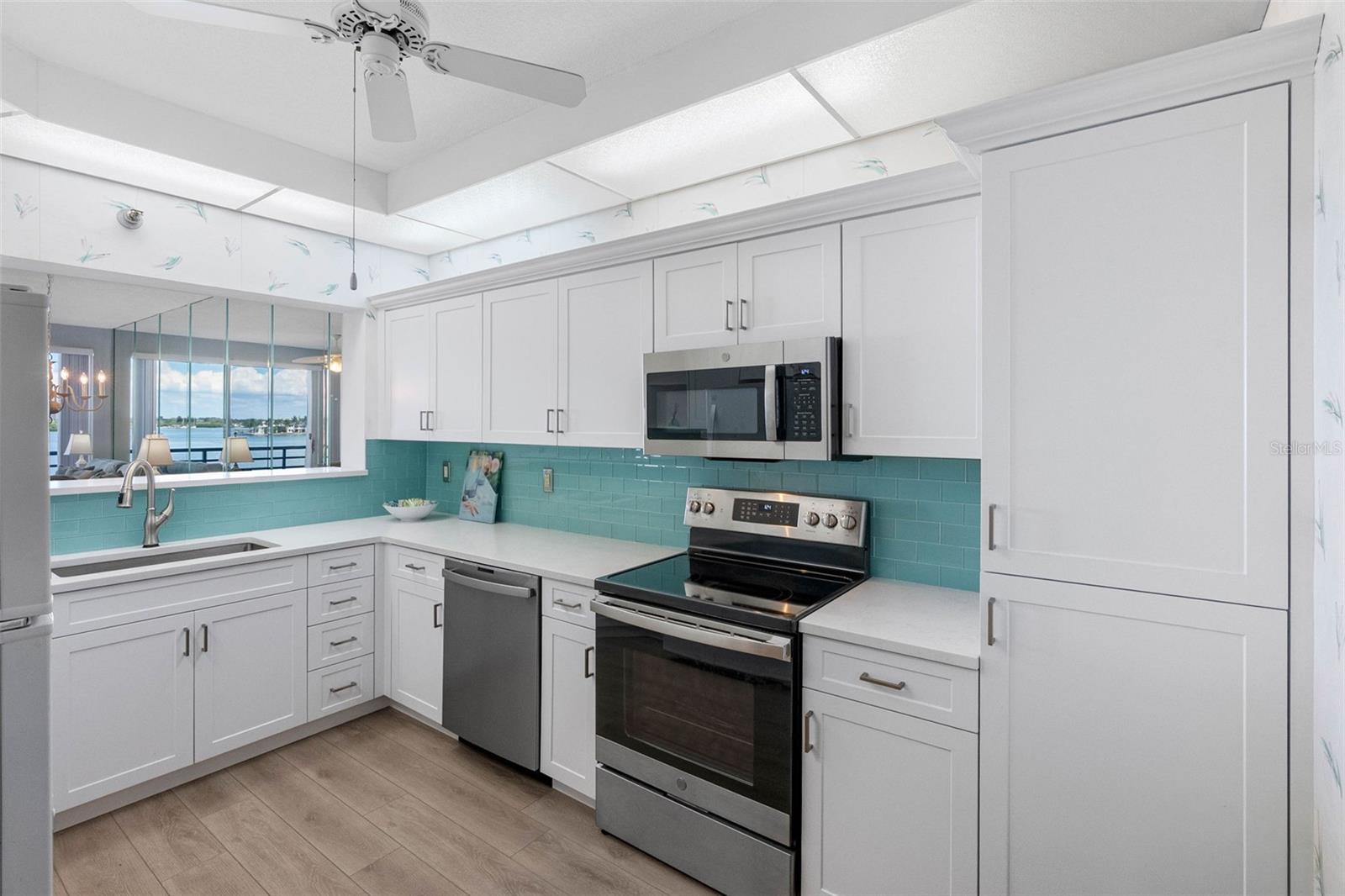 8021 SAILBOAT KEY BLVD S #304 — photo 19
