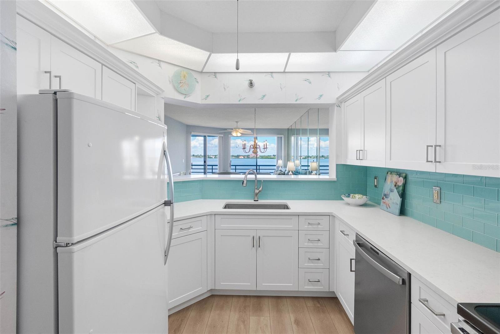 8021 SAILBOAT KEY BLVD S #304 — photo 16