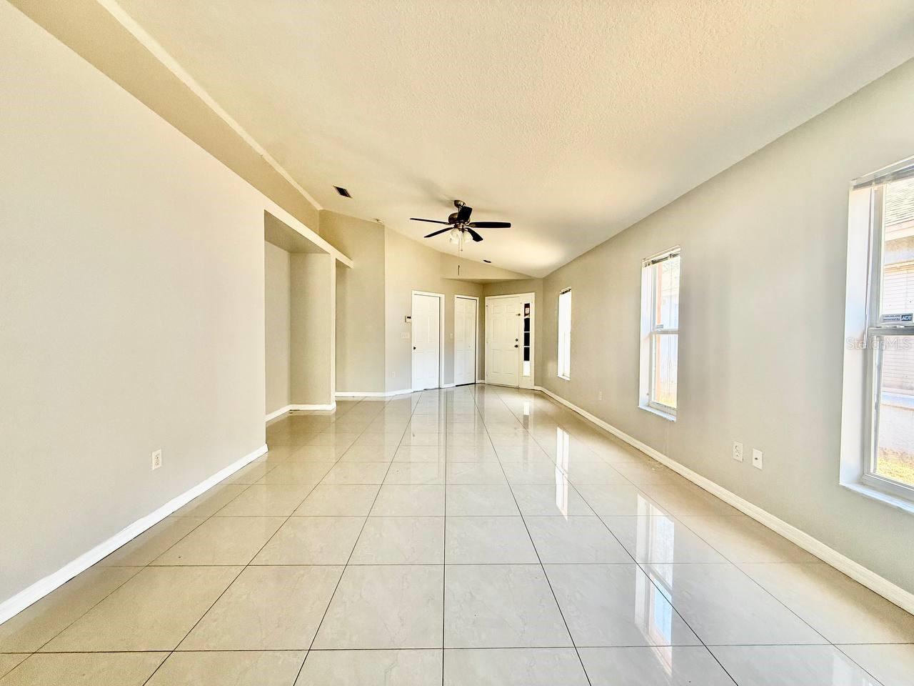1409 DELANO TRENT ST — photo 7