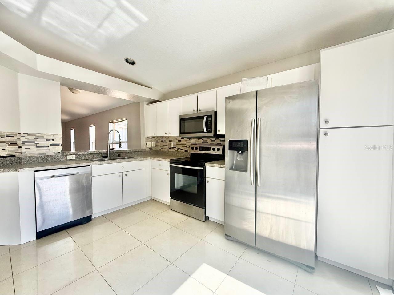 1409 DELANO TRENT ST — photo 9